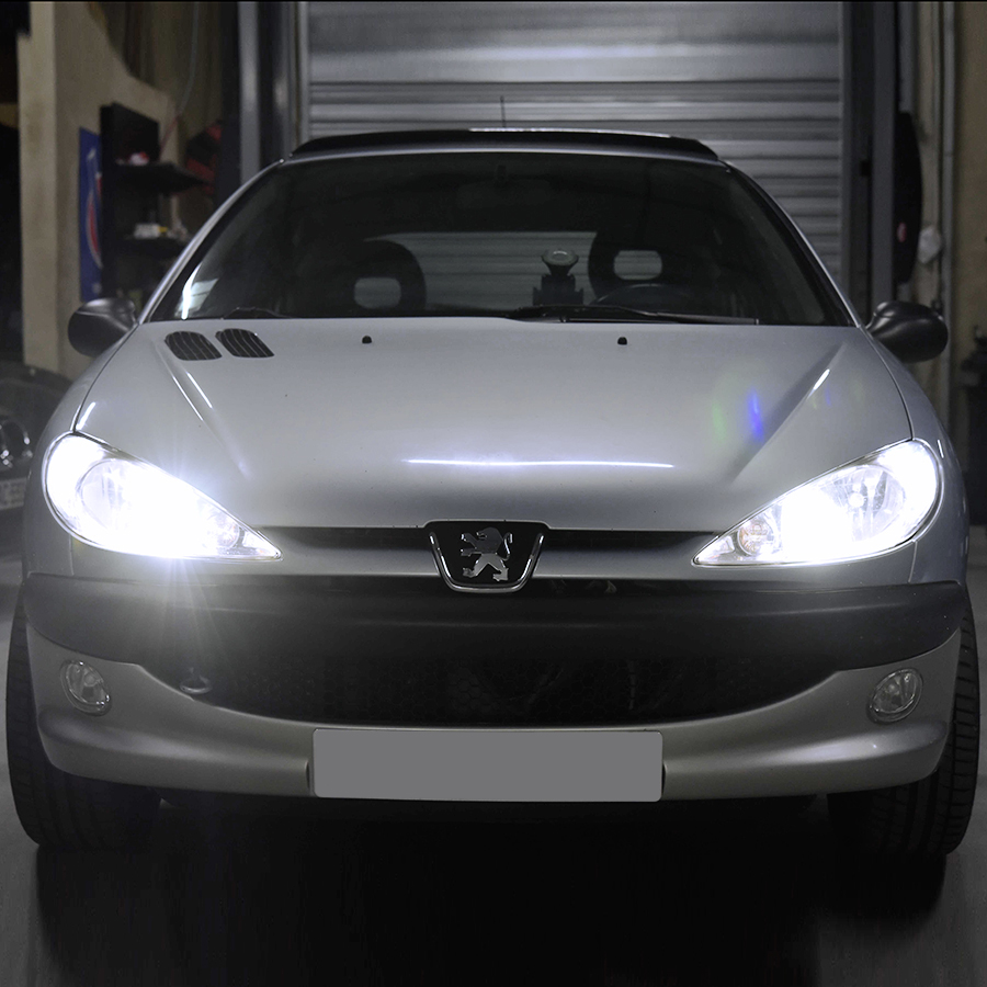 PACK LED Feux de Route / Croisement Peugeot 206 (Ampoule H4)