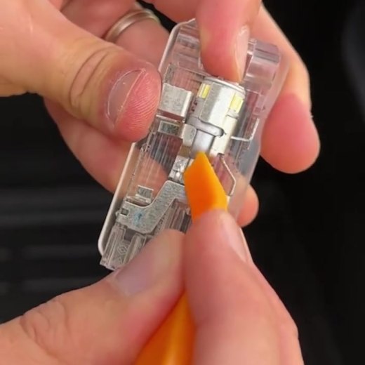 ルノー CLIO 4 2012年から2020年用 LED トランク照明パック