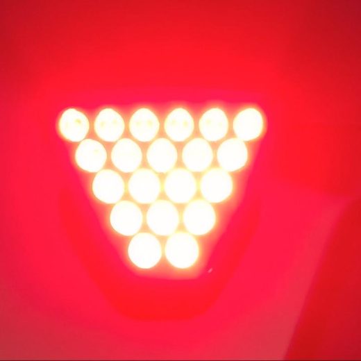 Feu Stop LED Strobe Puissant - Triangle Noir Fumé