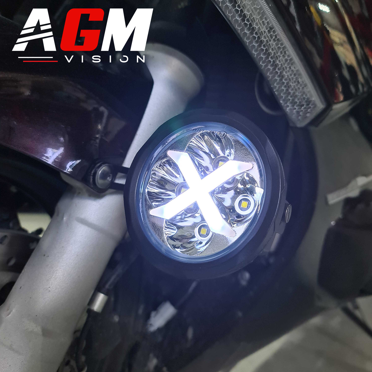 2 PHARES à LED pour moto phares antibrouillards allumés/éteints Switch moto  U1 lentille 6000K-7000K 600lm moto lumières lentille - Chine Éclairage DE  moto À LED, phare de moto à LED